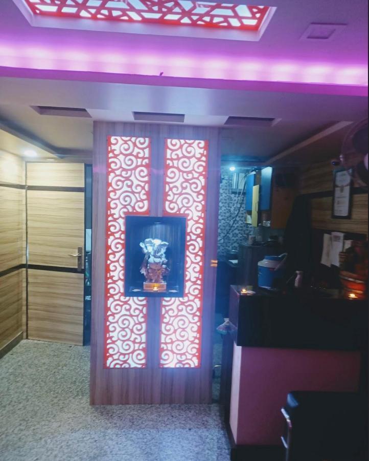 מלון ניו דלהי Oyo 86669 Arnav Residency מראה חיצוני תמונה
