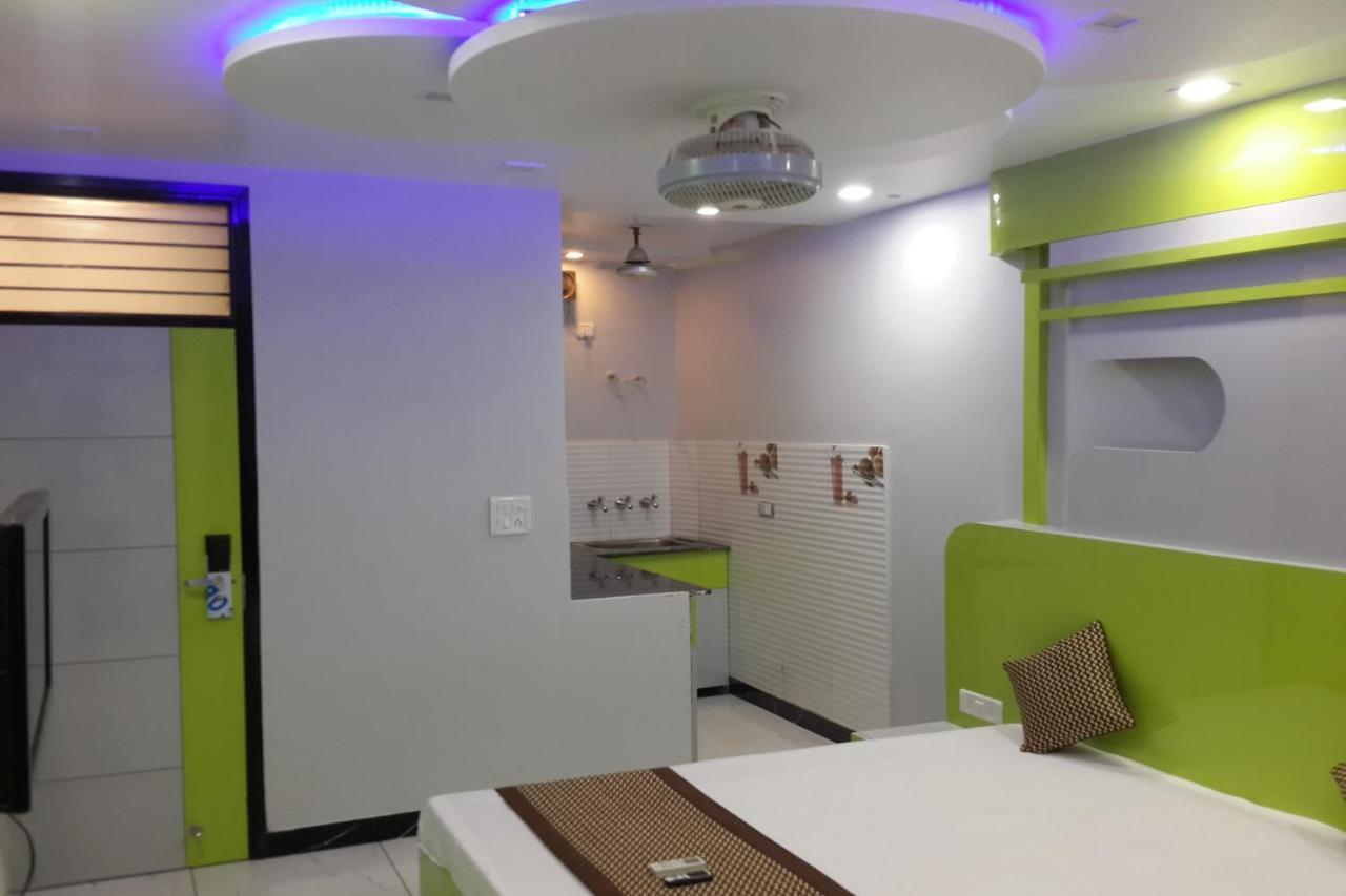 מלון ניו דלהי Oyo 86669 Arnav Residency מראה חיצוני תמונה