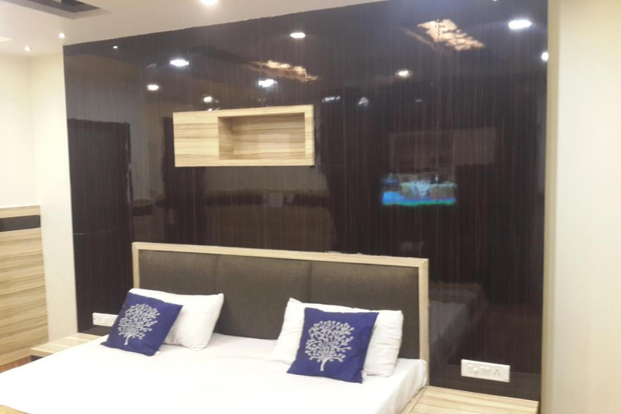 מלון ניו דלהי Oyo 86669 Arnav Residency מראה חיצוני תמונה